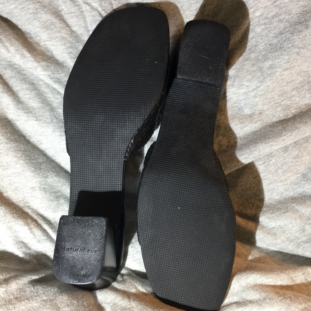 Naturalizer slides - Picture 4 of 5